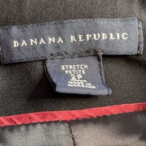 Banana Republic Stretch Black Skirt with pockets